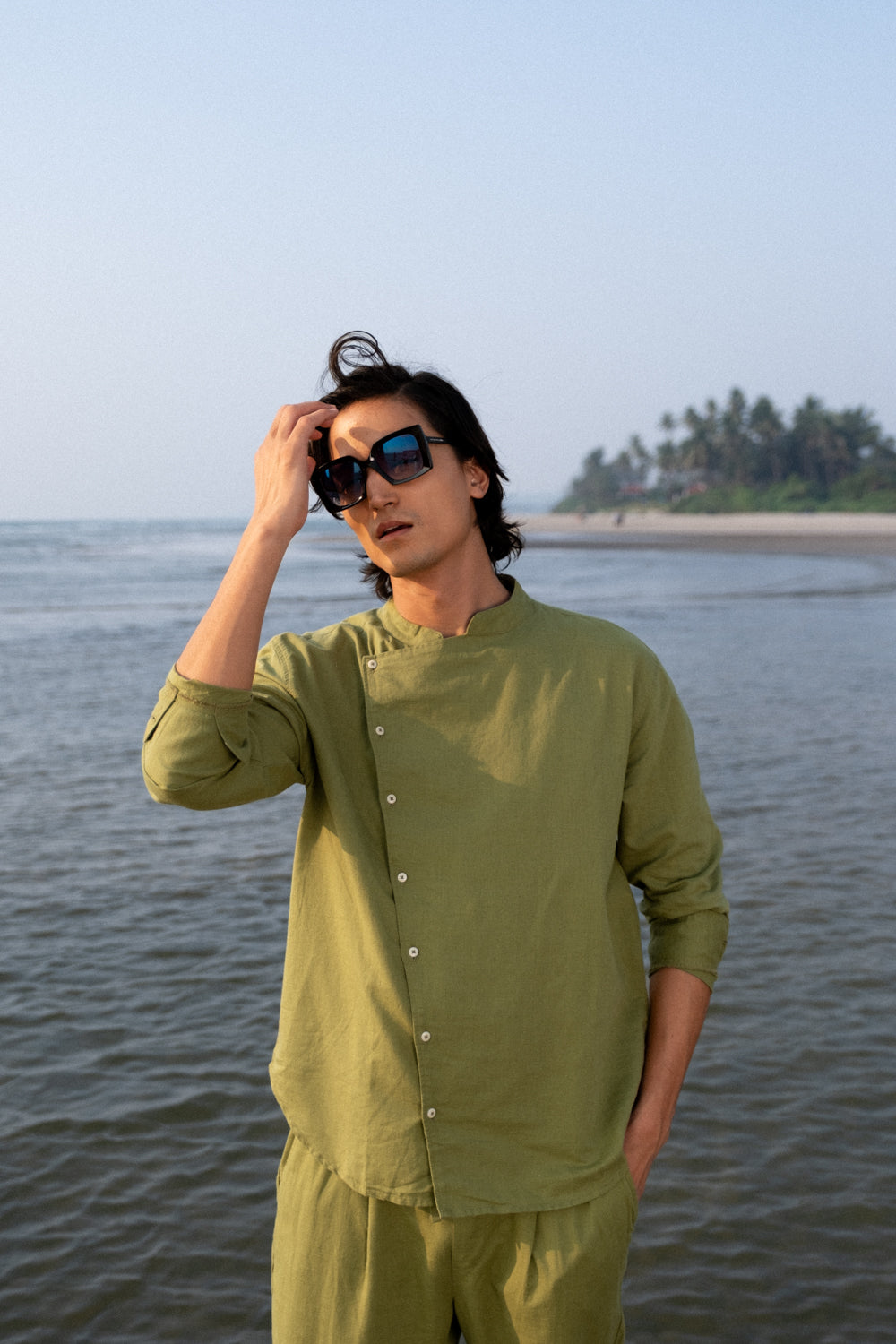 Dilip Linen Shirt In Olive