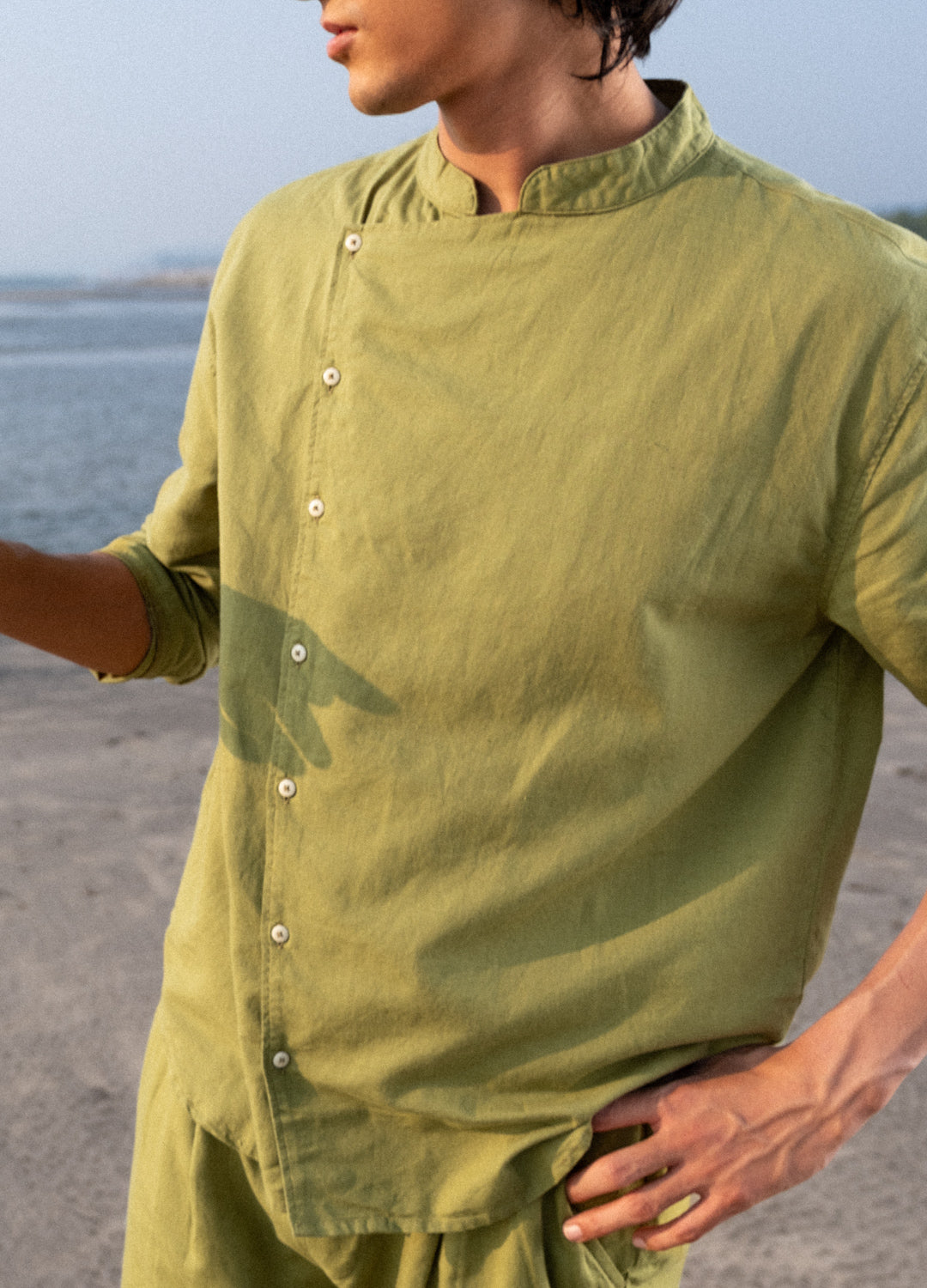 Dilip Linen Shirt In Olive