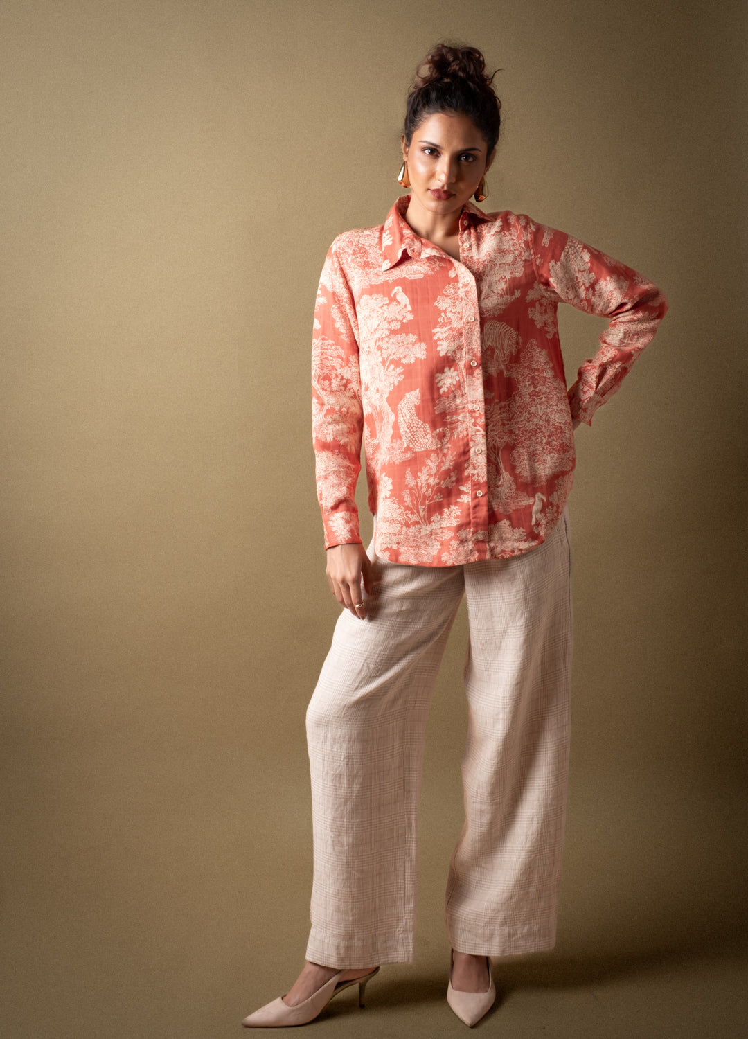 Sadhana Linen Pants In Beige
