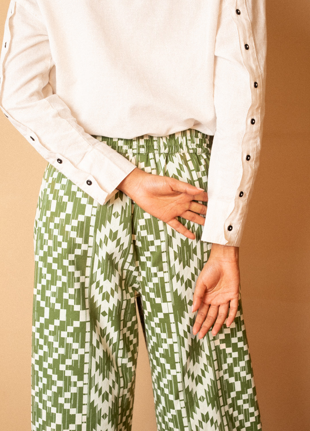 Nargis Linen Shirt In Ivory