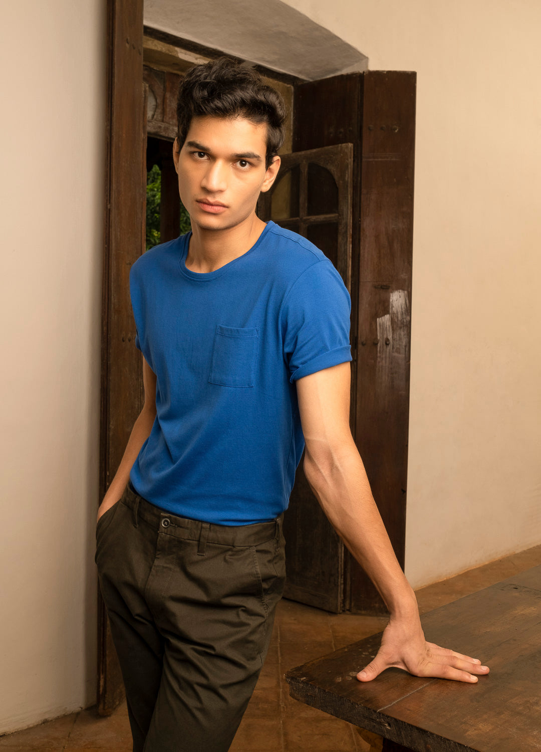 Cobalt Relaxed Pocket Blue Sustainable Cotton Round Neck T Shirt For Men Online