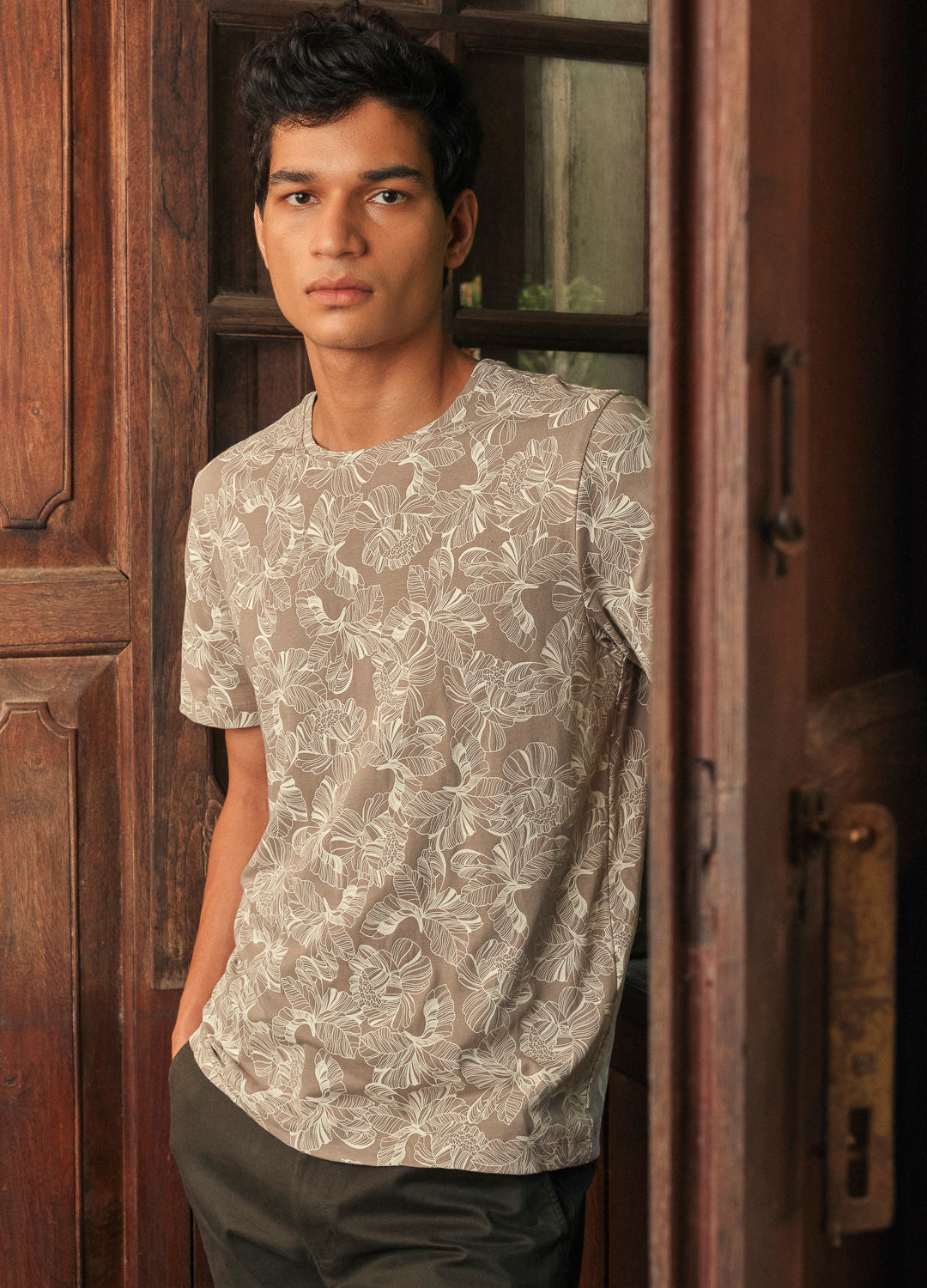 Oyster Sustainable Cotton Floral Printed T Shirt For Men Online