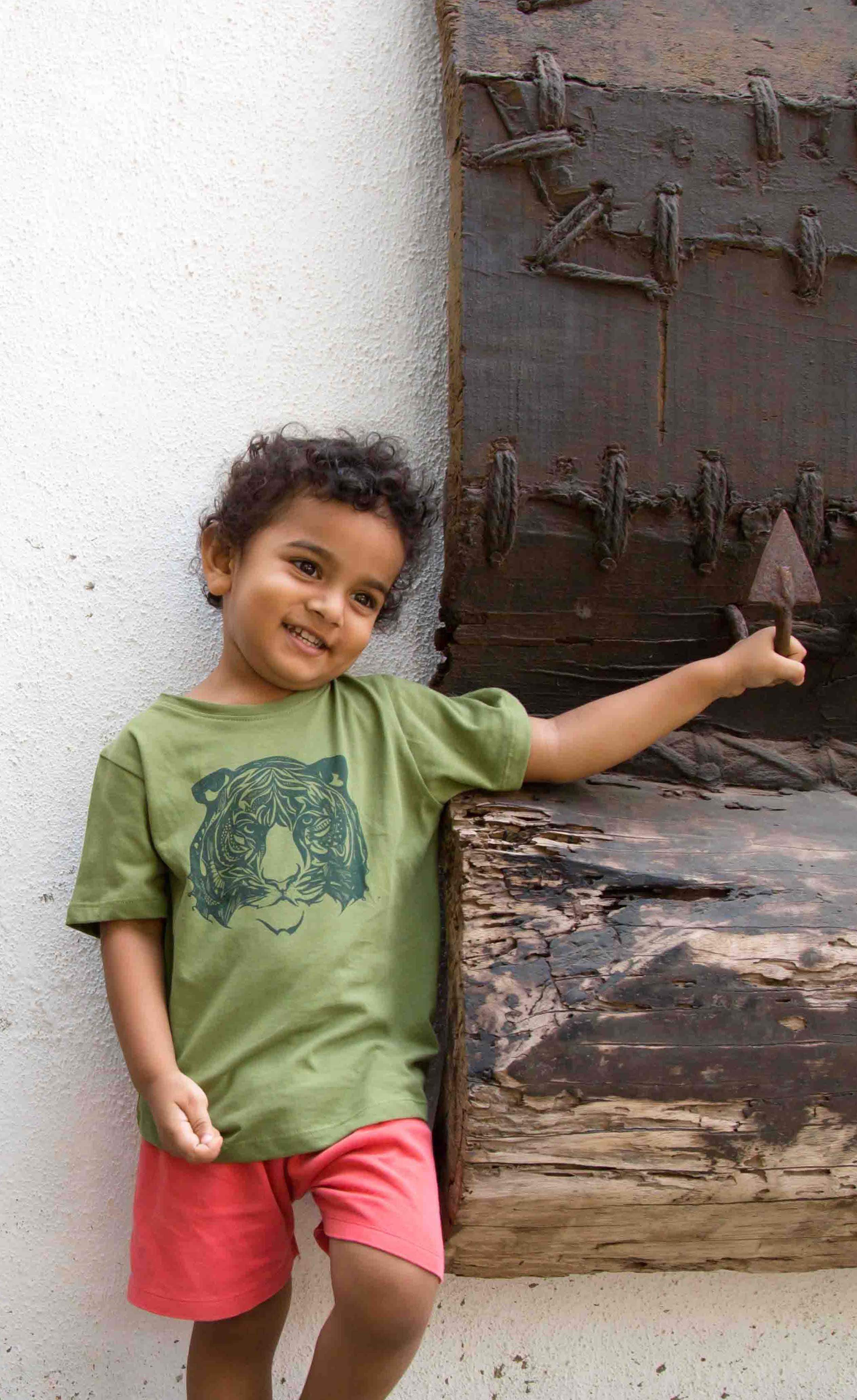 Roary The Tiger Unisex Tee-No Nasties - Organic Cotton Clothing