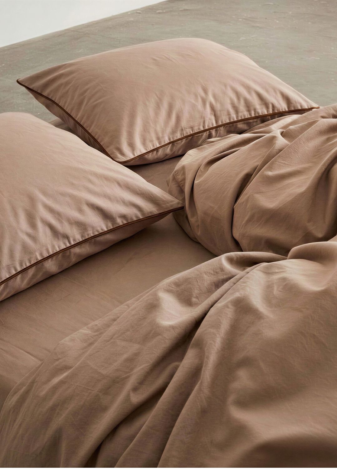 Sand Fitted Bed Sheet Set