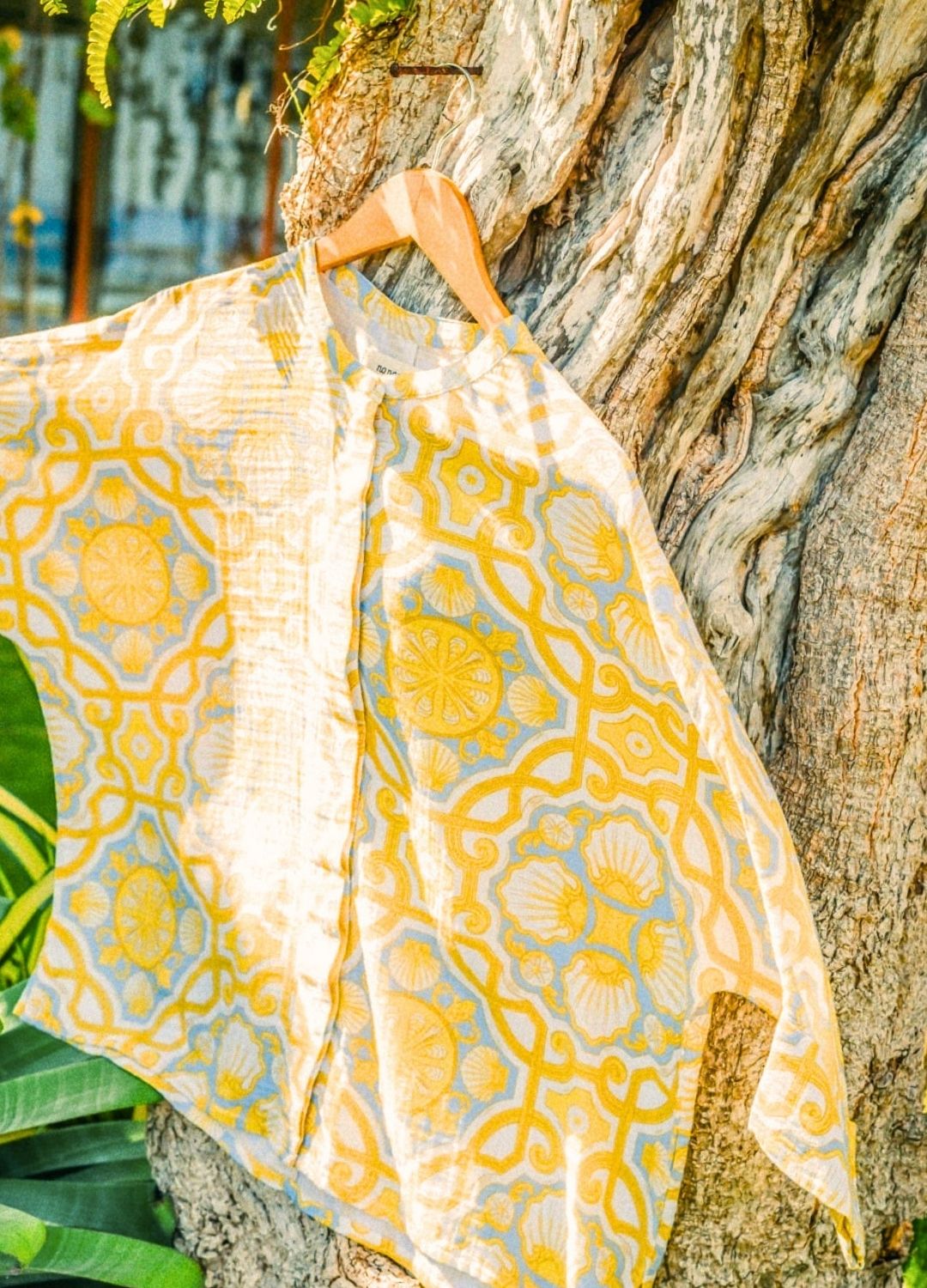 Azul Shell Kimono Shirt, organic cotton printed shirt, collar and button detail, sustainable fashion