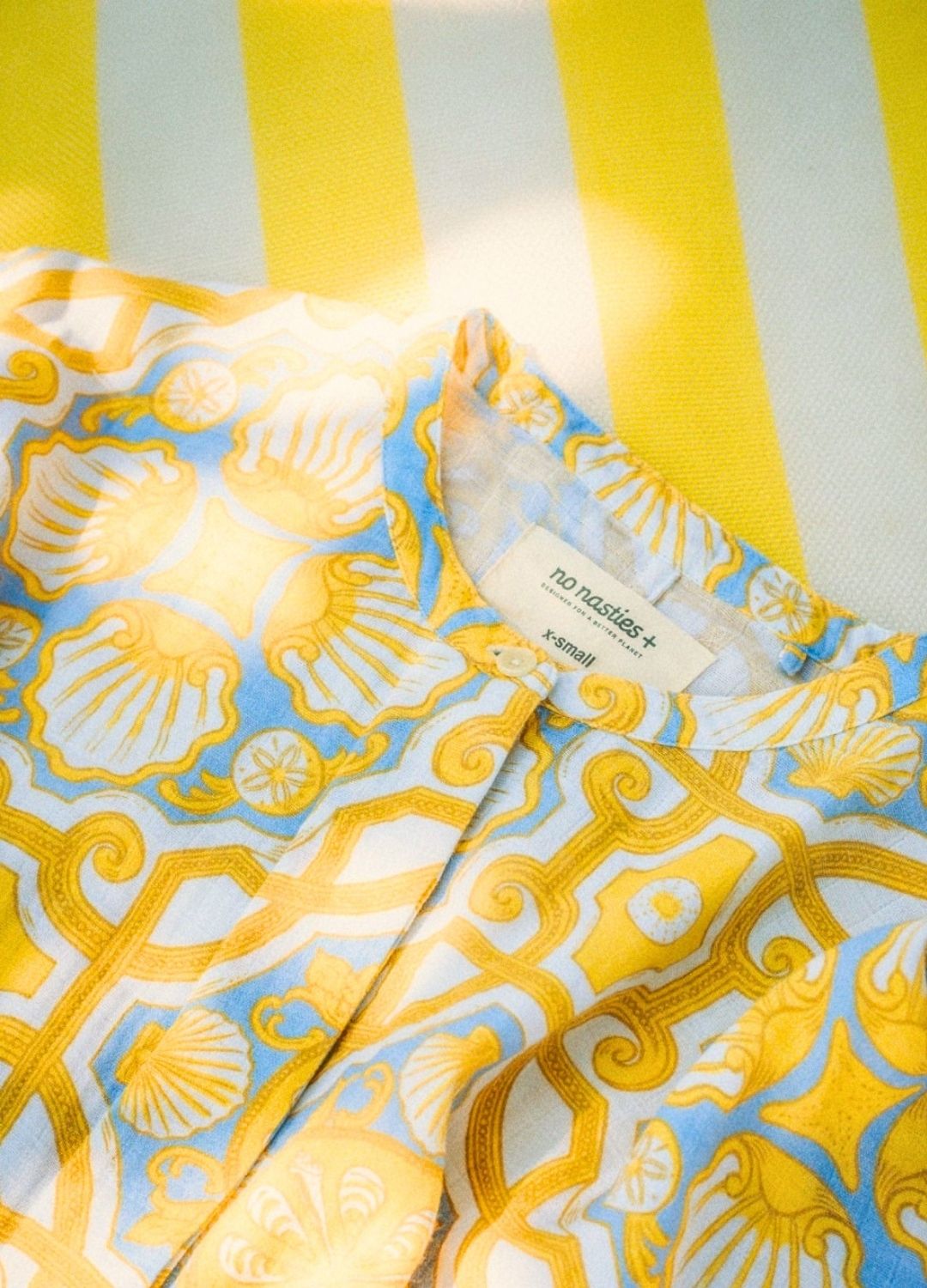 Azul Shell Kimono Shirt, organic cotton printed shirt, collar detail, sustainable fashion