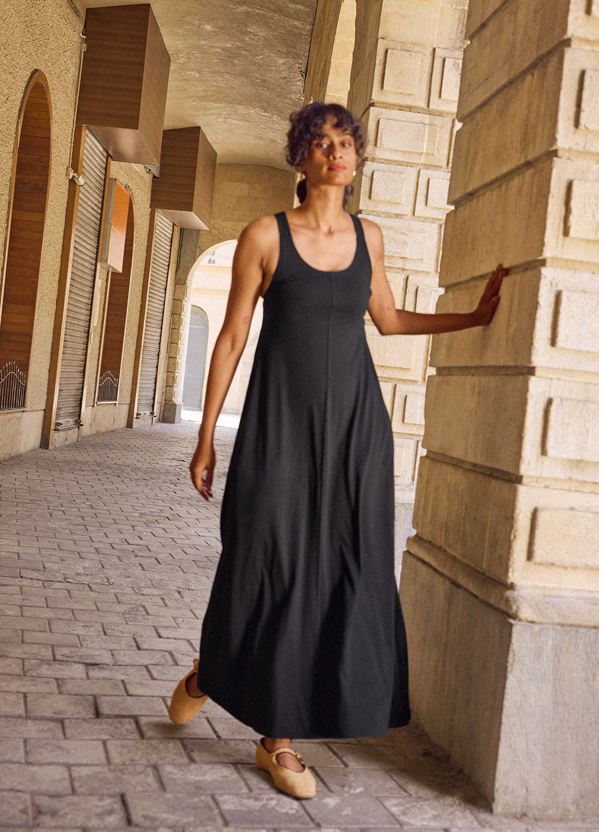 Noir Convertible Neck Maxi