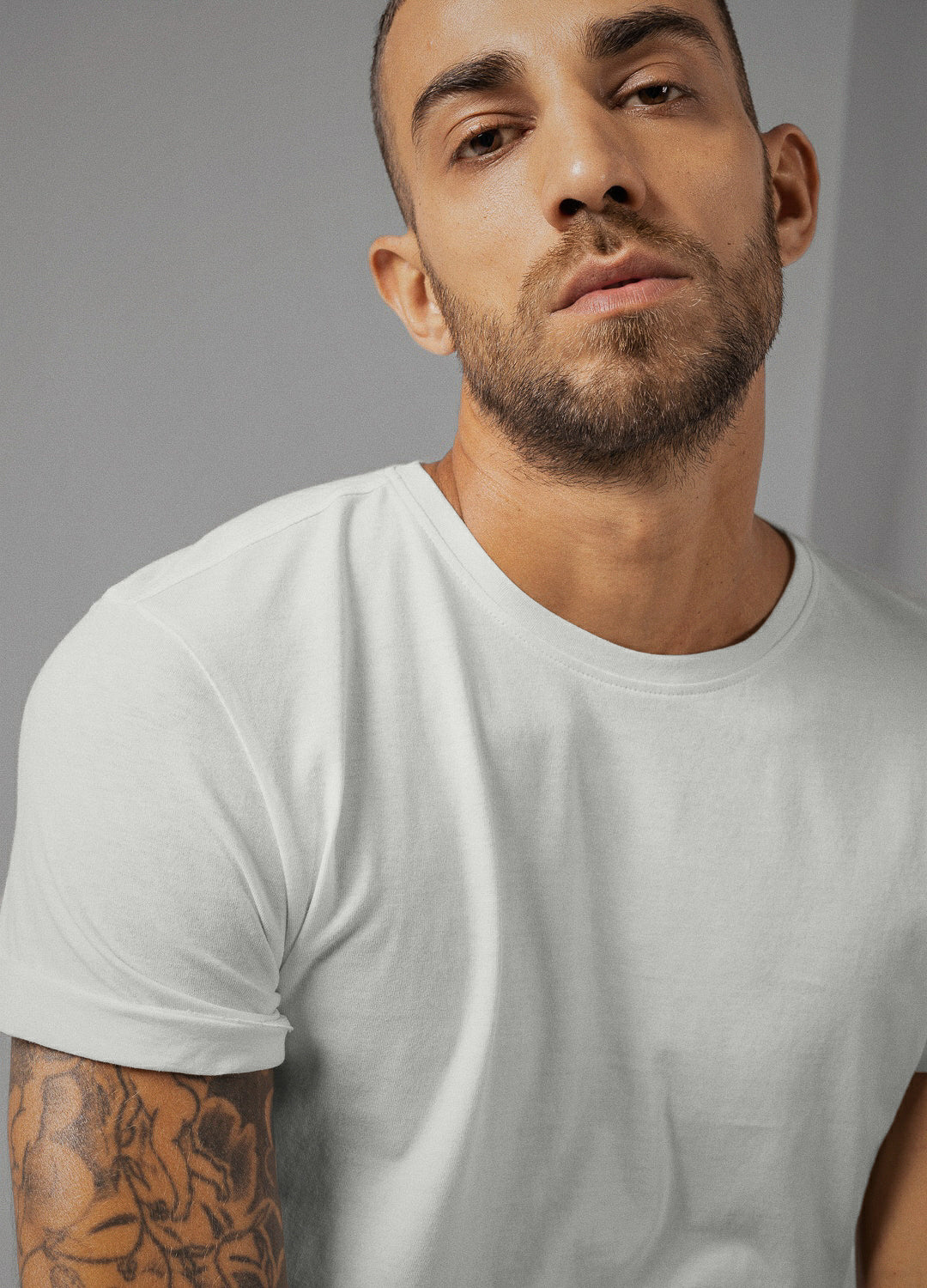 Moonlight Grey Classic Organic Cotton T-shirt For Men Online