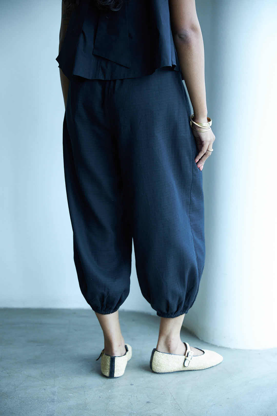 Noir Balloon Pants