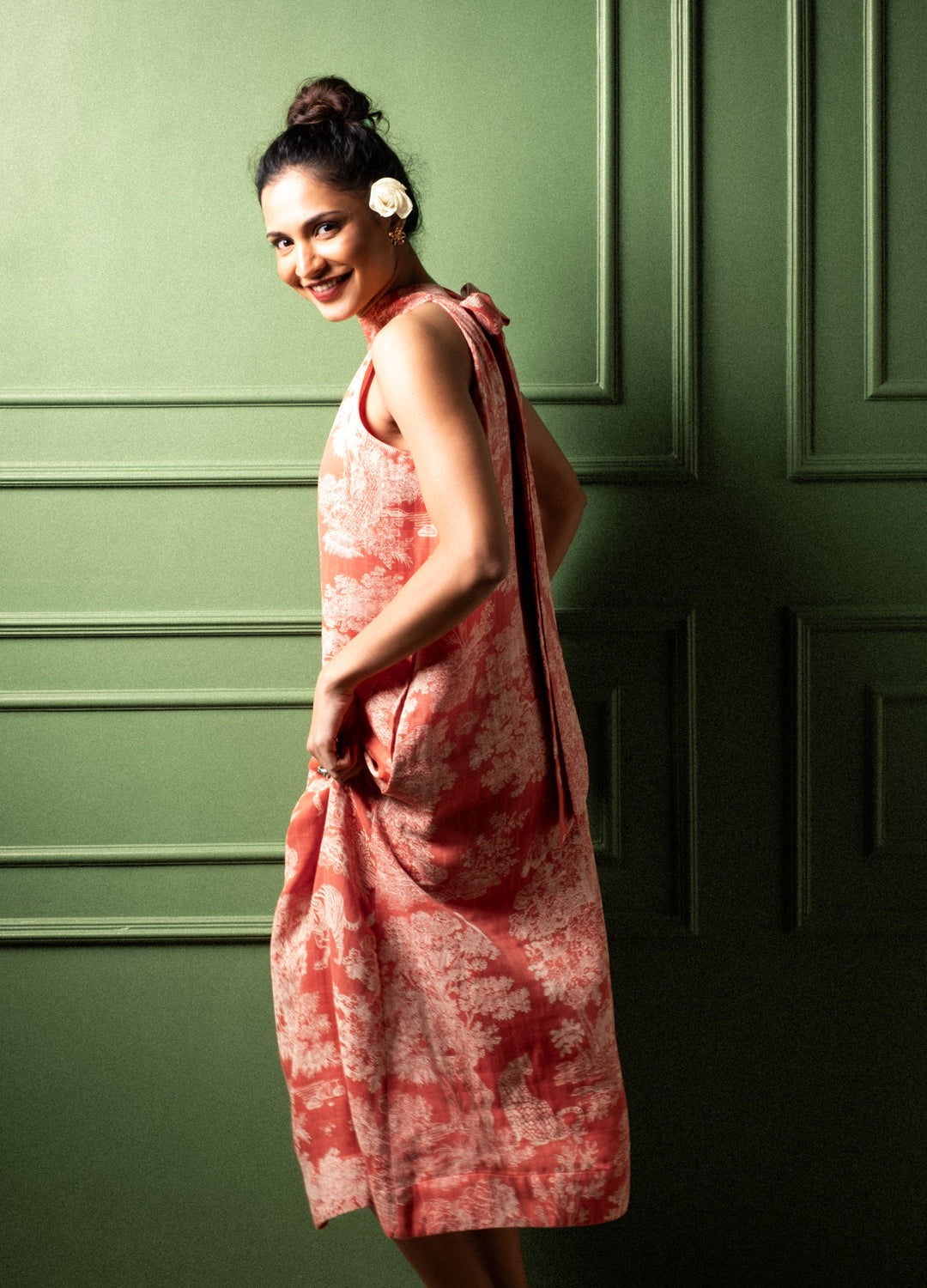 Rouge Toile Halter Midi