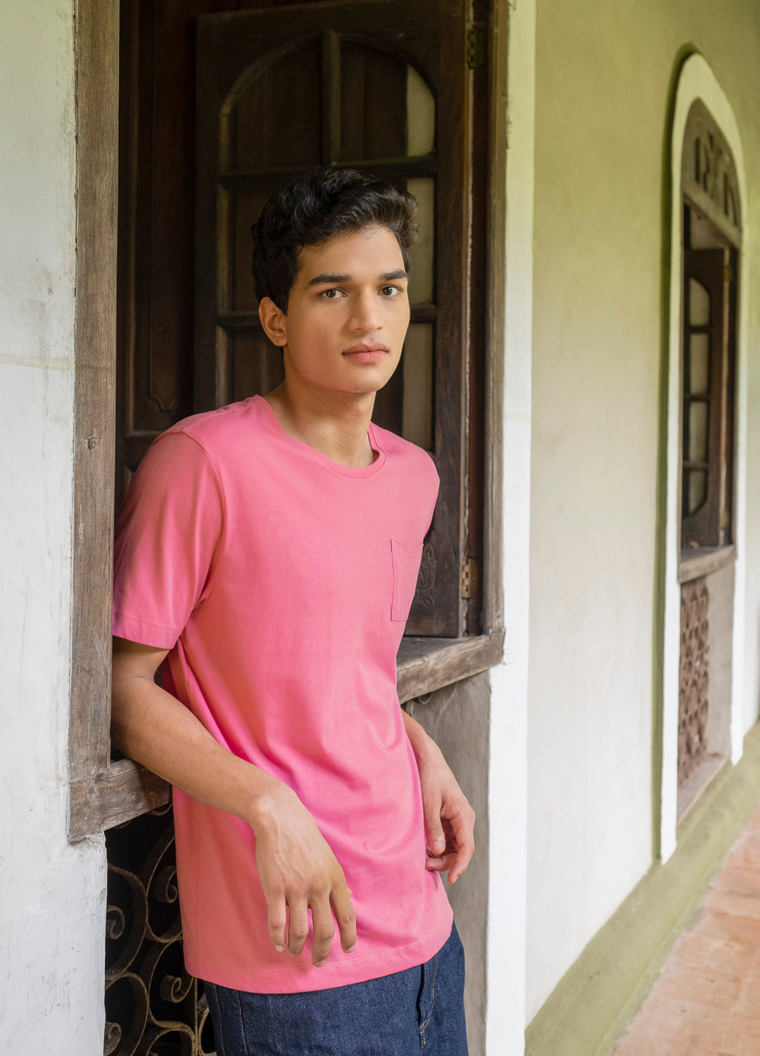 Bubblegum Relaxed Pocket Pink Sustainable Cotton Round Neck T Shirt For Men Online