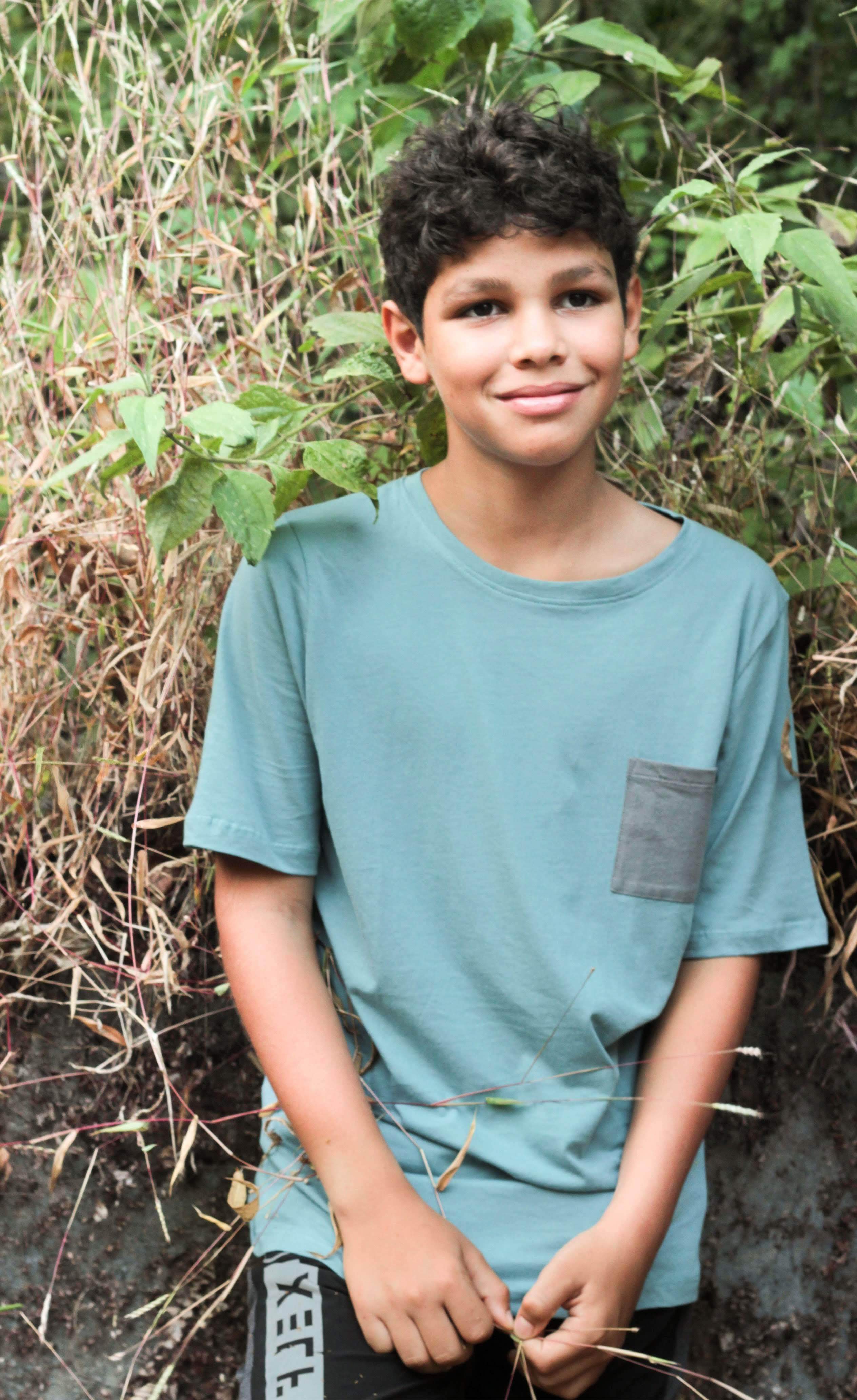 Niloy Contrast Pocket Tee-No Nasties - Organic Cotton Clothing