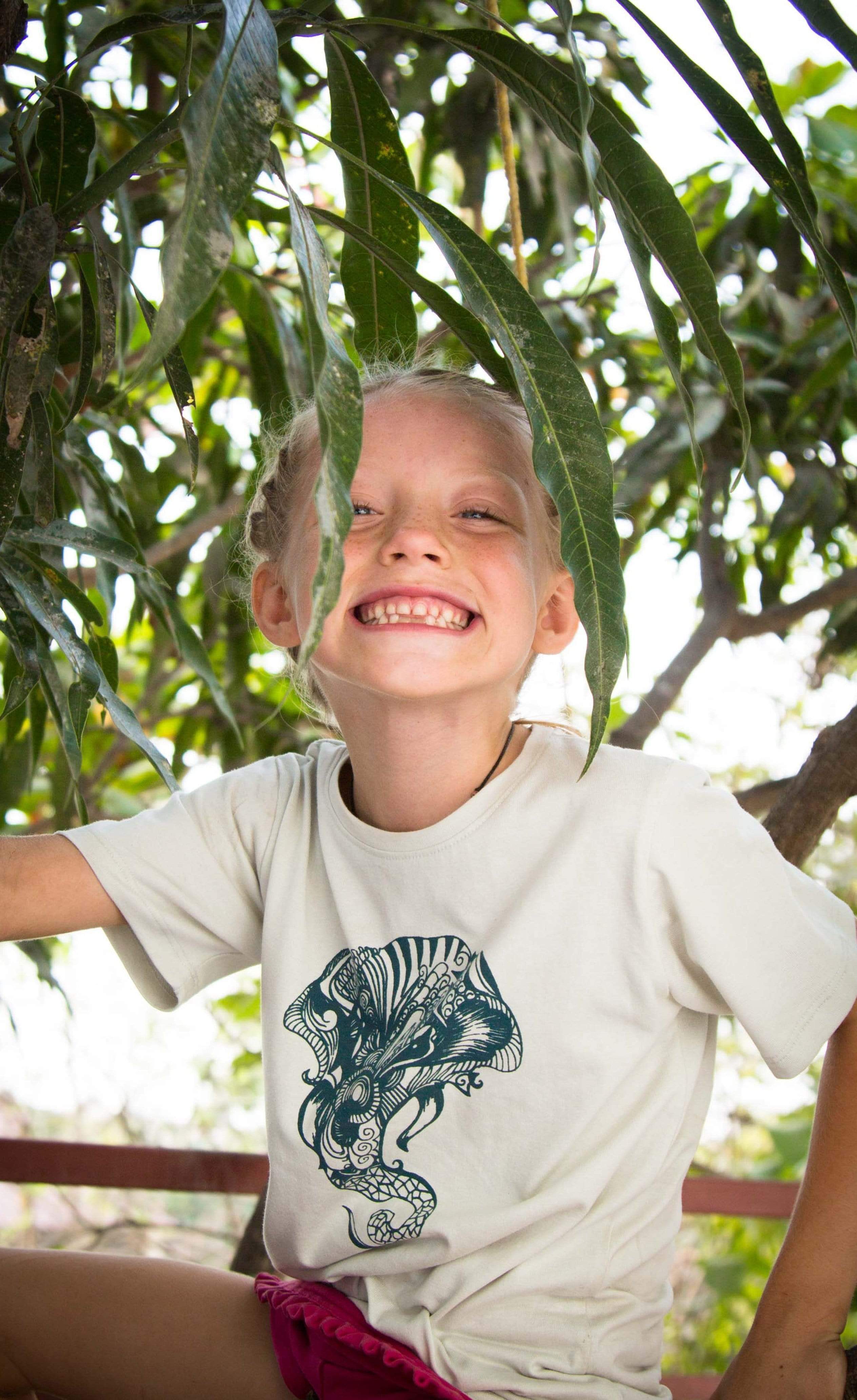 Oli The Elle Unisex Tee-No Nasties - Organic Cotton Clothing