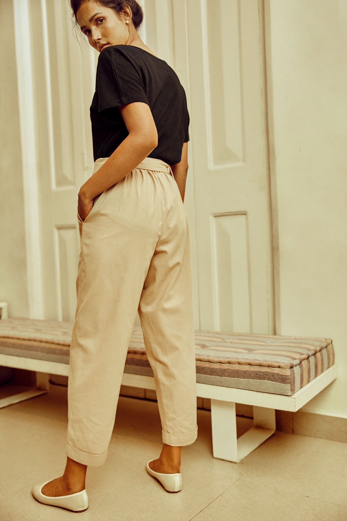 Sand Tapered Pants L
